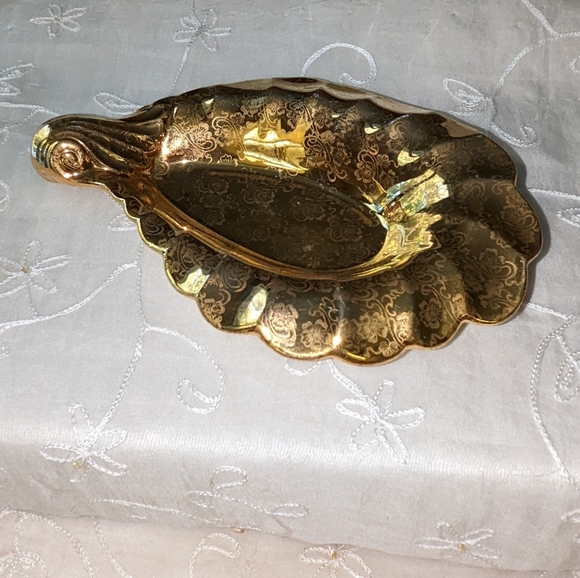 Vintage Lady Hamilton warranted 22 K gold trinket dish. - Picture 2 of 6